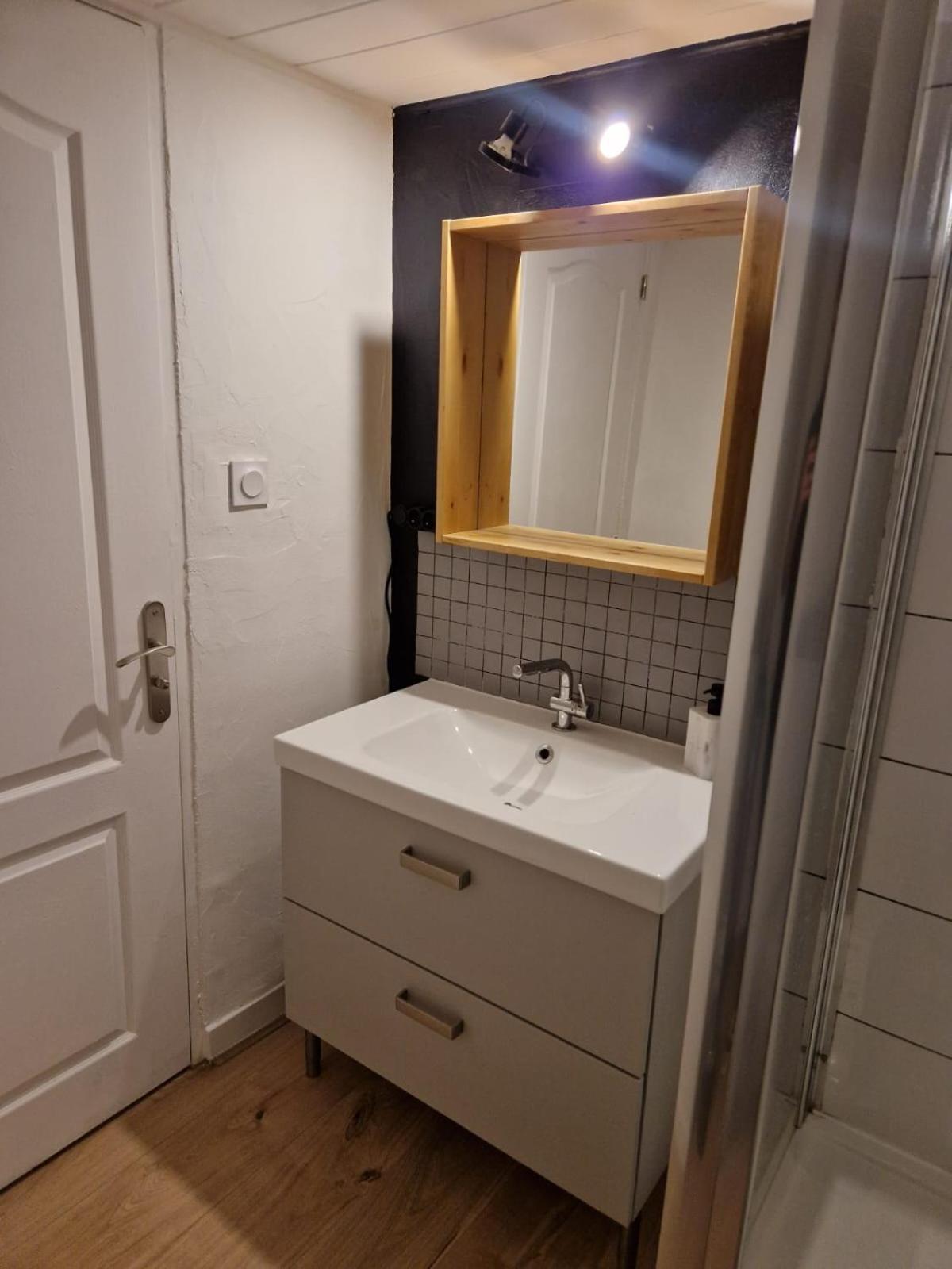 Les Appartements De Romain Et Julien Dijon Exterior photo